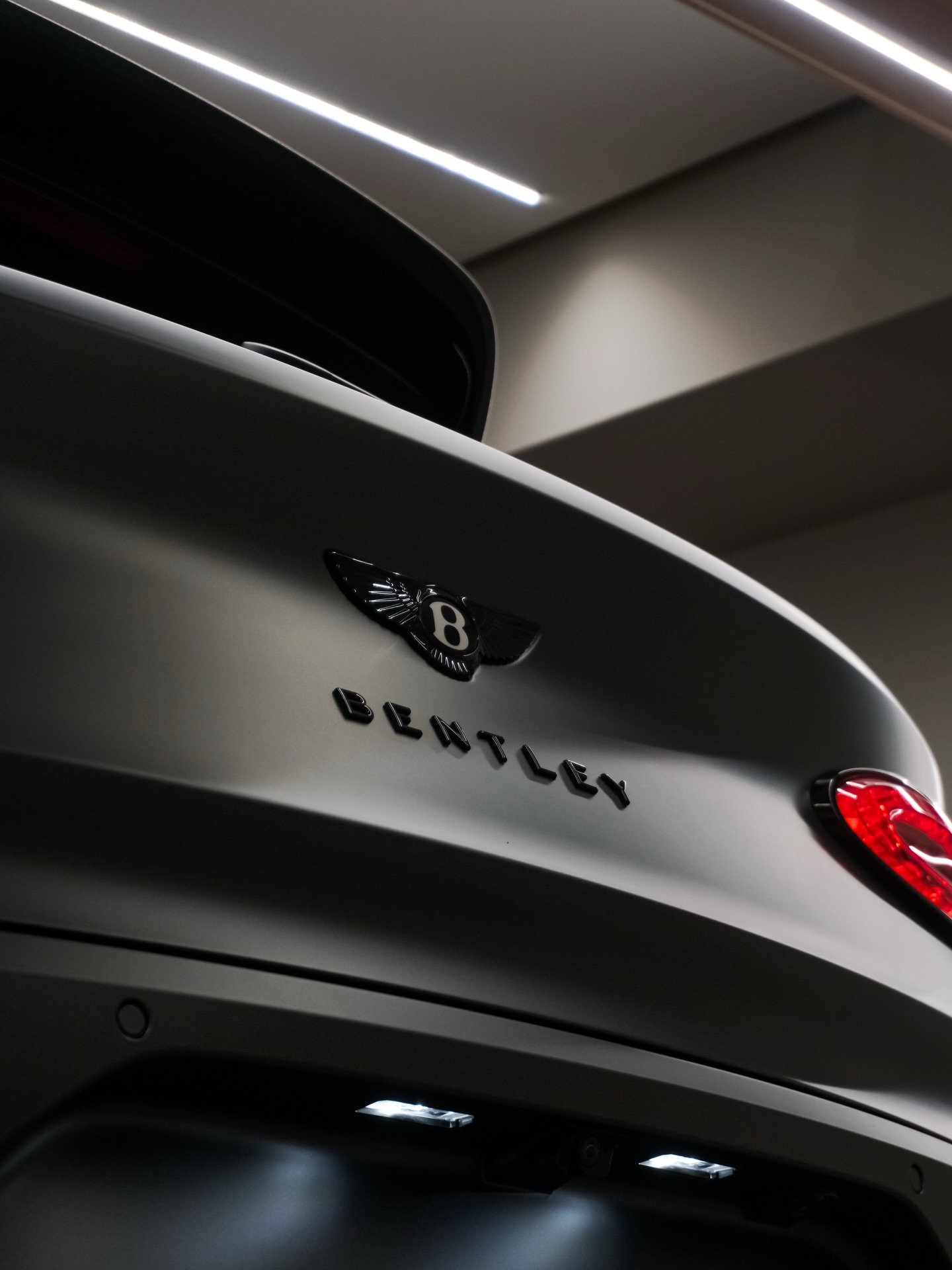 Bentley Bentayga Black Edition